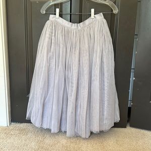 LULU’S tulle skirt/size small/grayish light lavender